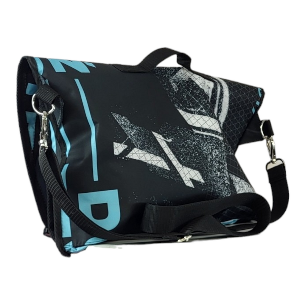 Messenger z klapą z tekstyliów reklamowych C08