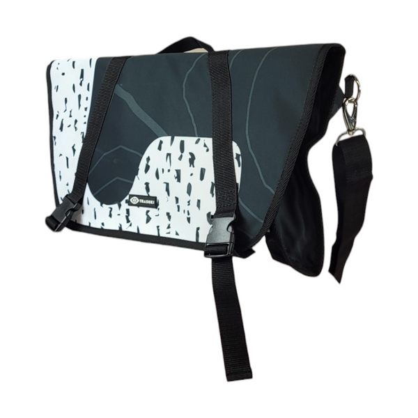 Messenger z klapą z tekstyliów reklamowych C05