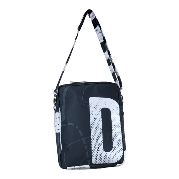 Listonoszka z Flag Reklamowych C03