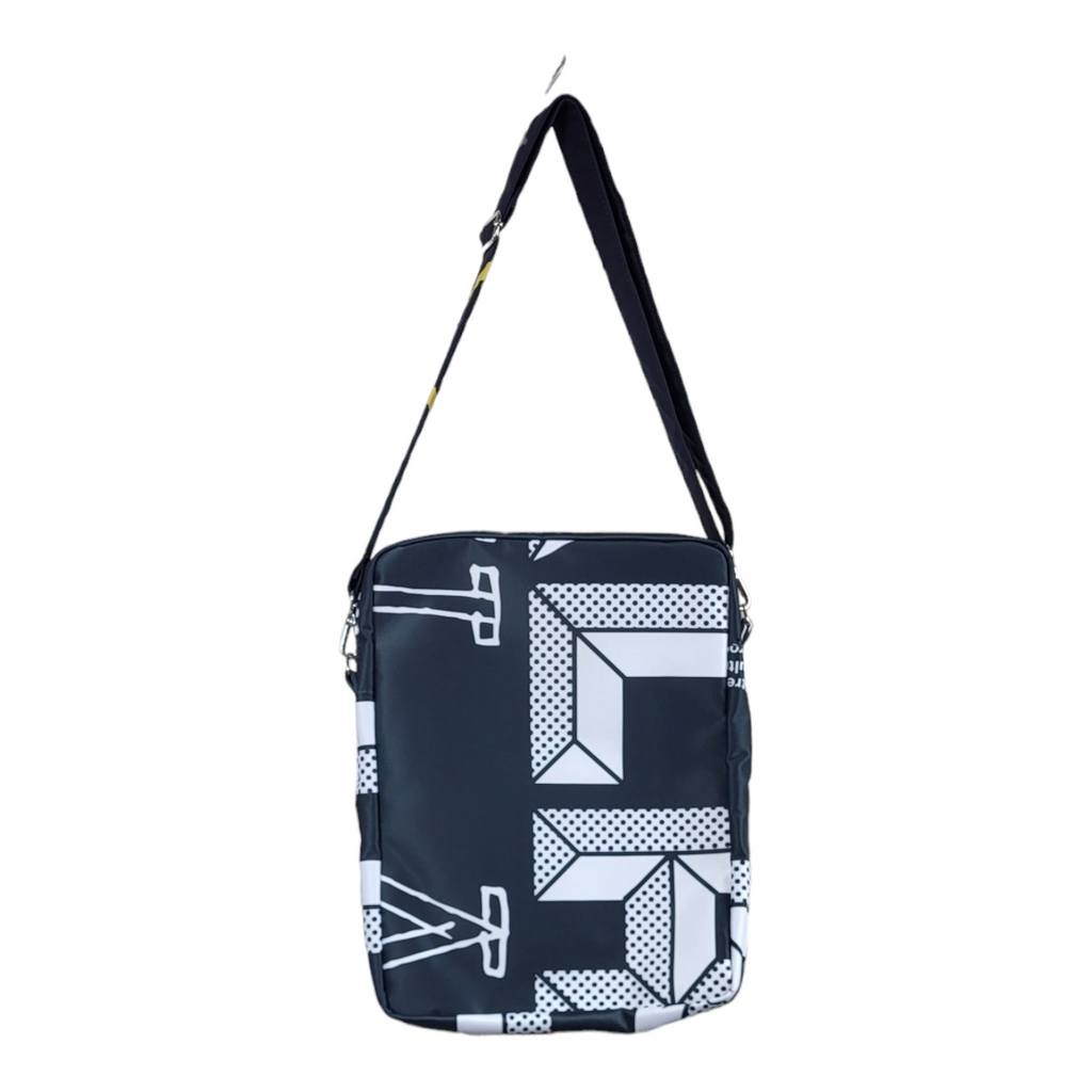 Listonoszka z Flag Reklamowych C05